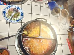 -热火朝天鲜切牛肉火锅(南强街巷店)