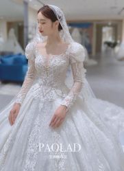 -南京宝娜嫁衣婚纱礼服馆(中央路店)