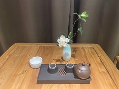 -陌上轻居酒店(天水高铁南站店)