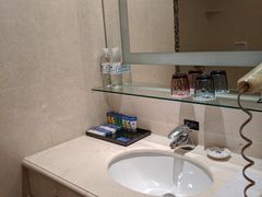 -北京丽亭华苑酒店