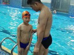 -齐岸健身(花园城店)