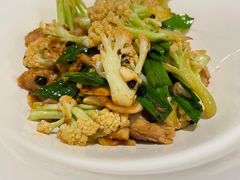 生炒有机菜花-月福京味斋·烤鸭店·北京菜(鼓楼总店)