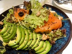 牛油果烟熏三文鱼沙拉-BE BRIGHT KITCHEN(正佳广场店)