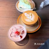 这家咖啡馆，好特别[强]