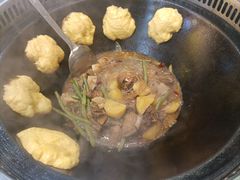 -哈尔滨烧烤·山河村铁锅炖(交大店)