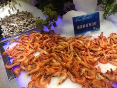 -锤头鲨毛肚海鲜烤肉自助餐厅(国购广场店)