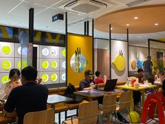 大堂-麦当劳(百联西郊购物中心店)