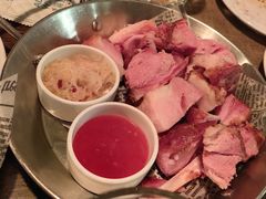 -食间牛排(重庆路万达店)