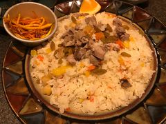 招牌抓饭-丝路金桃·新疆菜(徐汇店)