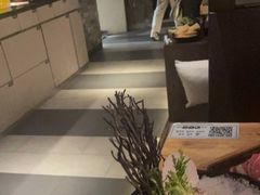 -湊湊火锅·茶憩(杭州湖滨银泰in77店)