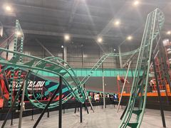 -极限PLAY运动娱乐新世界·团建派对潮玩休闲馆·室内蹦极高空游乐园