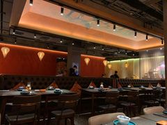 大堂-丝路金桃·新疆菜(徐汇店)