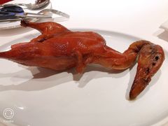 港式烤乳鸭-东富酒家(龙湖西溪天街店)