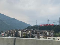 -四川汶川特大地震漩口中学遗址