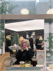 -变画·发型STUDIO