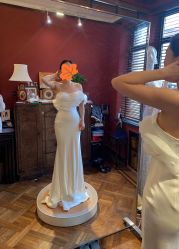 -Flora婚纱礼服定制租赁店