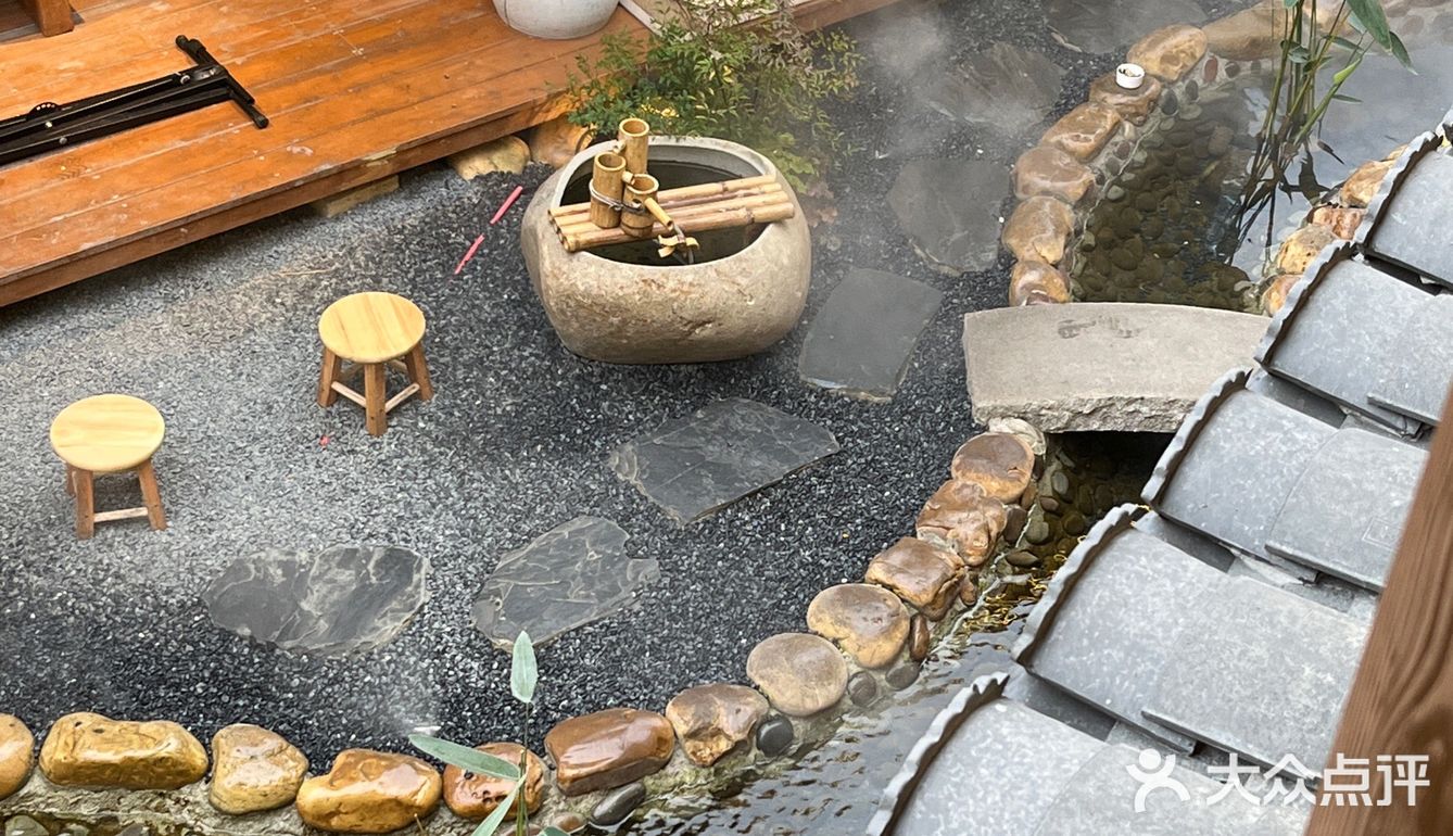 贵阳探店｜在最有氛围的院子喝下午茶吃甲鱼