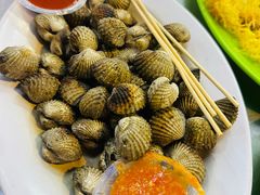 -明记烧鱼美味店