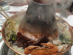 -一口猪海鲜浑锅·东北家常菜