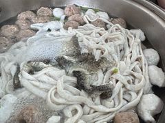 -章记正宗南岗鱼蛋火锅