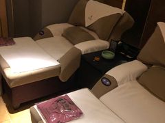 -金色印象·4K影院式足体养生(南坪桃源店)