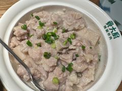 -费大厨辣椒炒肉(万家丽一店)