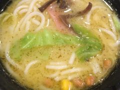 -阿香米线(大唐西市大润发店)
