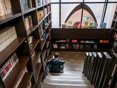 -钟书阁(松江泰晤士小镇店)