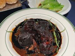 蜜汁黑叉烧-维园悦谱·海派家常菜(乌鲁木齐南路店)