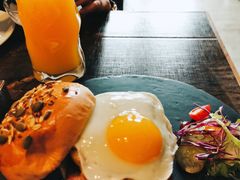 -HIGH FIVE哈福手工汉堡(桂林路店)