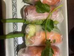 -大头虾越式风味餐厅(光明广场店)