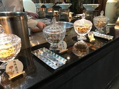 -大佛寺高级素食自助餐厅