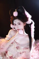 -一揽芳华汉服旗袍体验馆(拙政园店)