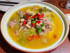 酸汤牛腩煲-绿茶餐厅(华联万柳店)