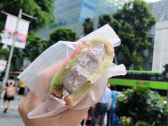 -詹爷爷乌节路街头冰淇淋