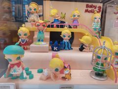 -泡泡玛特POPMART(黄岛新城吾悦店)