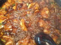 -吉吉向上炭烤鸡肉煲(大学城店)