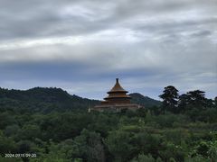 -磬锤峰森林公园