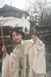 -一揽芳华汉服旗袍体验馆(拙政园店)