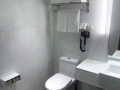 -全季酒店(上海火车站天目西路店)
