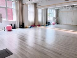 -亚太瑜伽普拉提学院