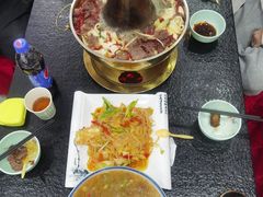 -撒拉人家.酸菜牦牛肉火锅