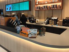 大堂-星巴克(古美路店)