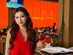 -洛缦音乐餐厅(工业展览馆万象城店)