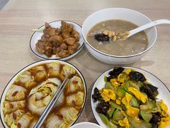 -爱的果实月嫂育婴师(世纪东方店)