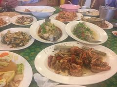 -拉威海鲜市场