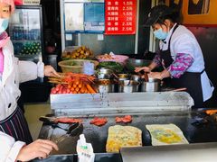 -海燕家人灌蛋饼(凤凰街店)