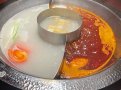 鸳鸯锅-巴邑火锅·夜宵(港隆广场店)