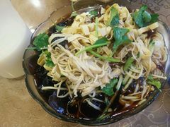 -小锅饭豆腐馆(太原街店)