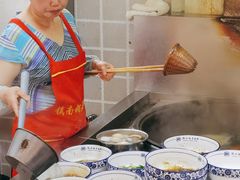 -镇南锅盖面馆(解放路店)